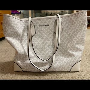 White Michael Kors bag